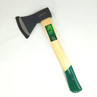 Топор 0,6кг с деревянной рукояткой [ВОЛАТ]