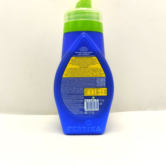 Фертика Кристалон Хвойные 250 мл NPK 3-2-7 купить с доставкой